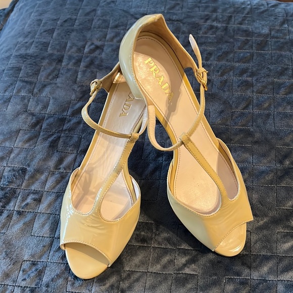 Prada Patent Leather Tan T Strap Heels - Picture 1 of 11
